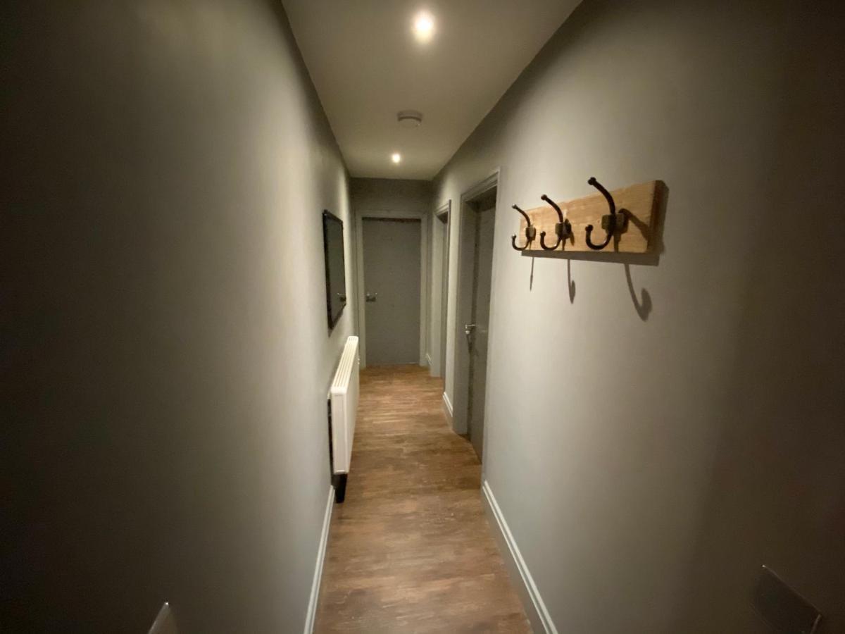 Loft At The Coach House Apartments Лидс Экстерьер фото